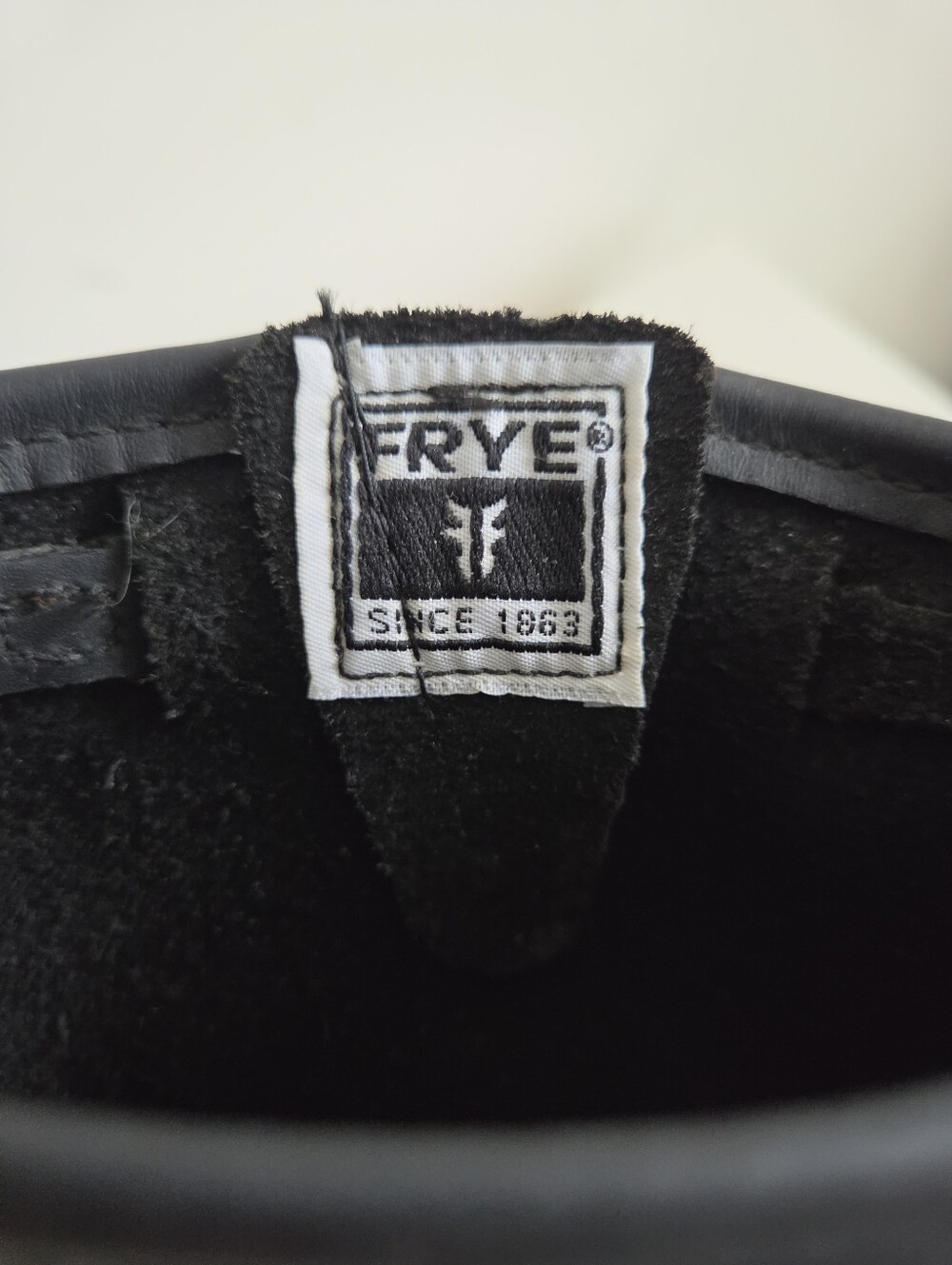 Frye Engineer 8R Boots Black Oiled Leather 77500 Size 8.5 NEW - Picture 10 of 12